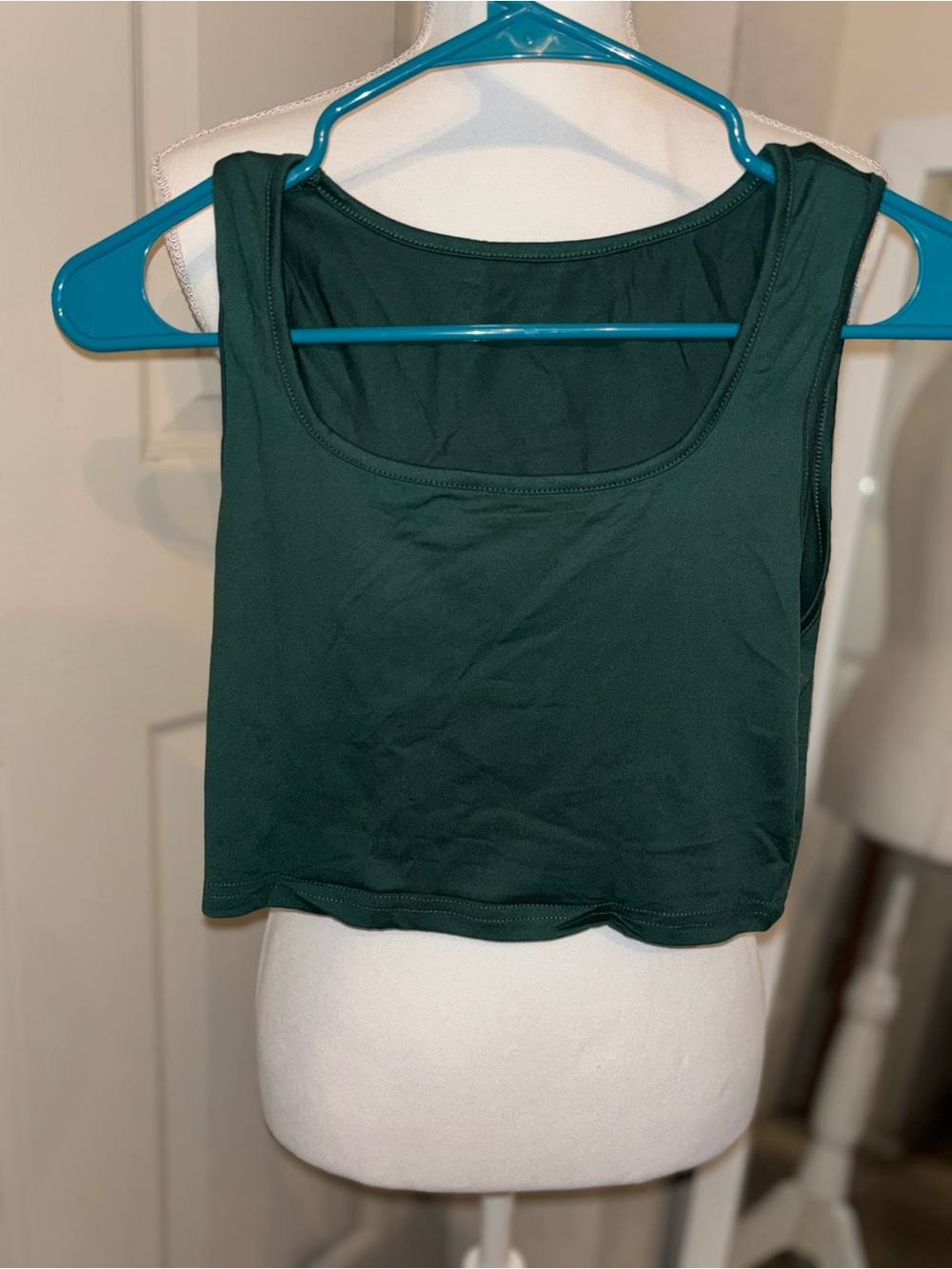 Women's Dark Green Cropped Tank Top set